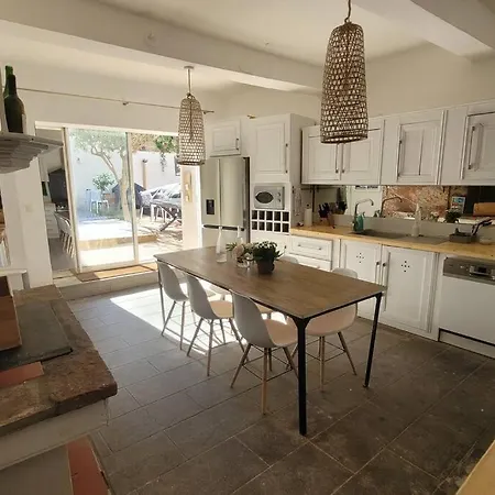 Maison Classee 5 Etoiles A 3km De La - Wine And Kite Villa